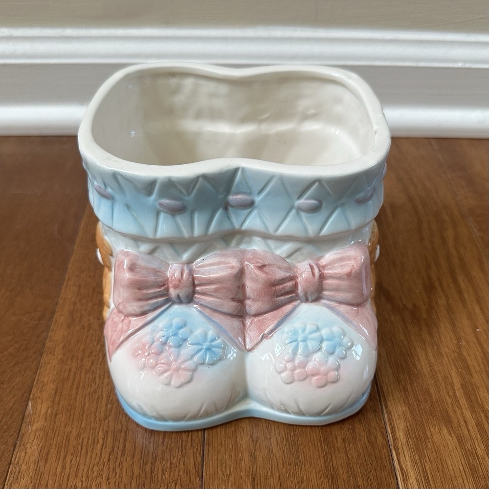 Vintage Ceramic Planter Vase White Pink Baby Shoes Booties Bear‎ Baby Shower 4"